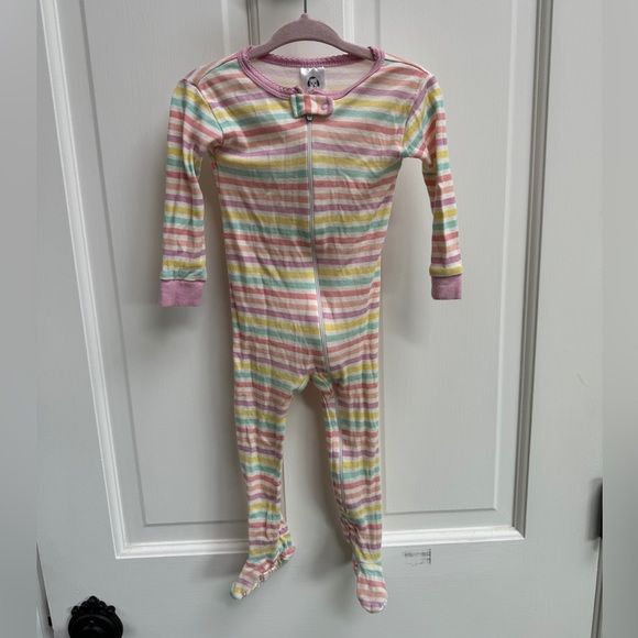 Gerber 12M Girls Pastel Striped Long Sleeve Onesie Footie Pajamas - Picture 1 of 4